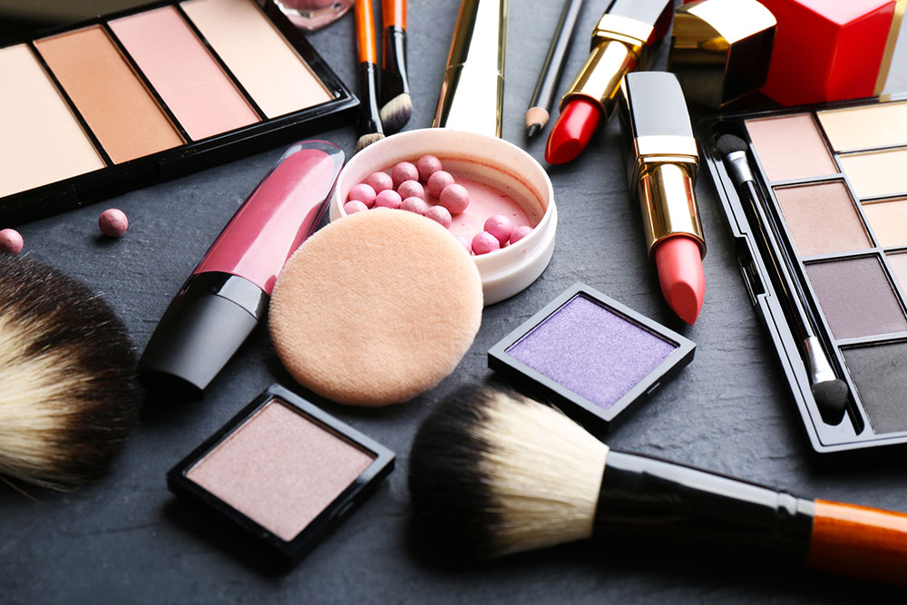 5 makeup tips for concealing skin lesions