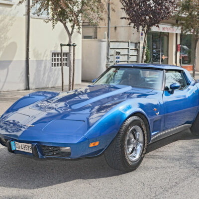 3 things to consider when buying an old Chevrolet Corvette on sale